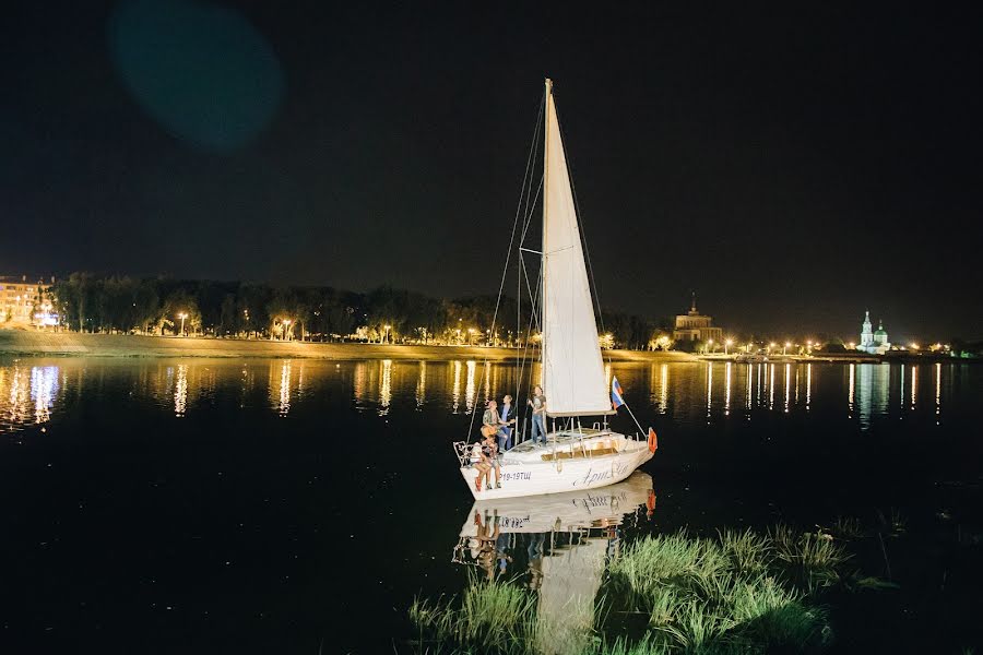 Fotograf ślubny Anton Balashov (balashov). Zdjęcie z 4 września 2015