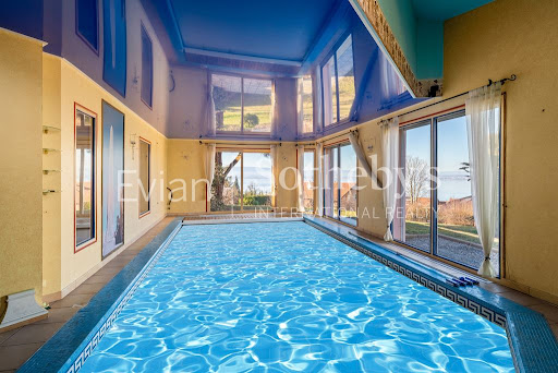 Maison avec piscine 5