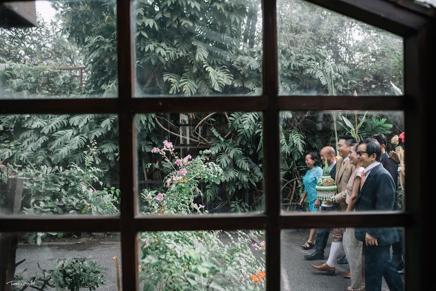 Wedding photographer Chayutpong Chirasuk (tooncandid). Photo of 13 June 2019