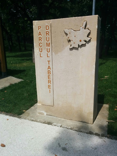 Parc Landmark Stone