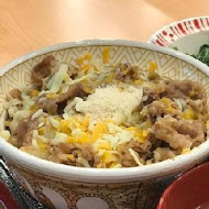 すき家SUKIYA日本平價牛丼(健行博館店)