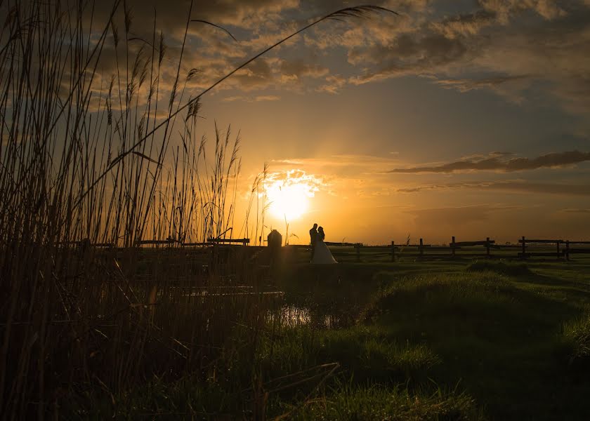 Fotografer pernikahan Krisztián Herédi (photo4u). Foto tanggal 3 Juni 2022