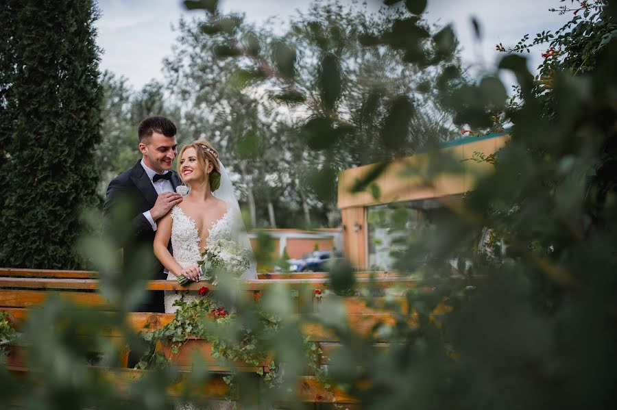 Wedding photographer Sorin Goanta (rby3s1c). Photo of 20 April 2020