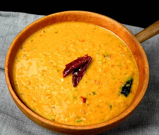 Lasooni Dal Tadka