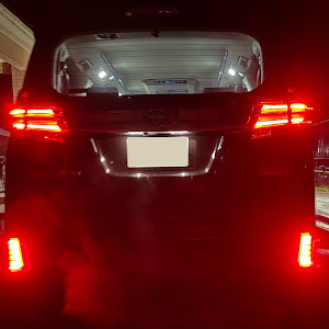 ヴェルファイア AGH30W