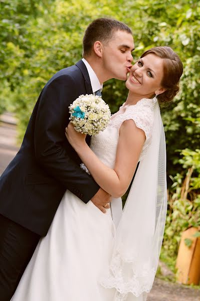 Wedding photographer Serafim Tanbaev (sevichfotolife2). Photo of 31 July 2014