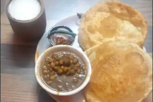 Paneer Bhature With Chole [250 Ml] And Salad