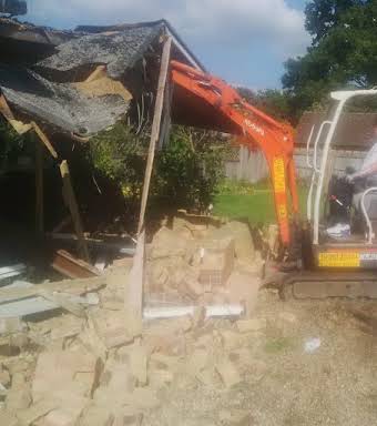 KNOCK DOWN GARAGE & CLEAR RUBBISH SURREY album cover