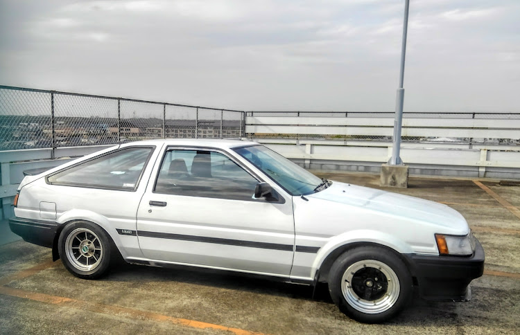 LoNG卯吉さんが投稿したカローラレビン・プチドライブ・屋上駐車場・近所・トヨタに関するカスタム事例の投稿画像2枚目