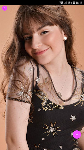 Sophia Valverde Wallpaper HD ?