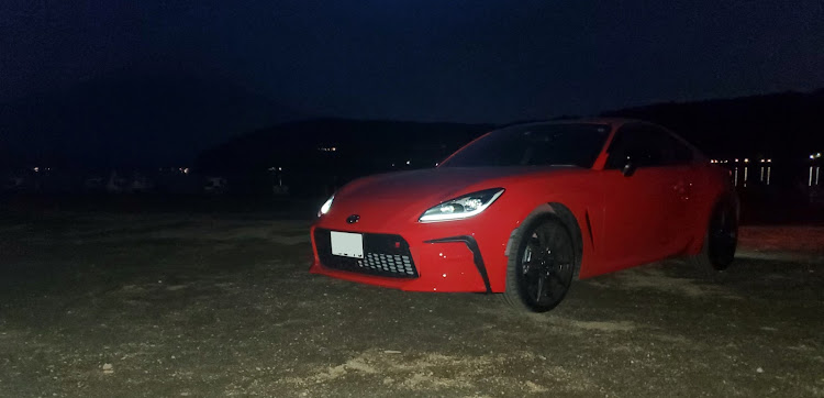GR86の夜のお散歩・会社帰りのドライブ・ならし運転に関するカスタム事例の投稿画像2枚目