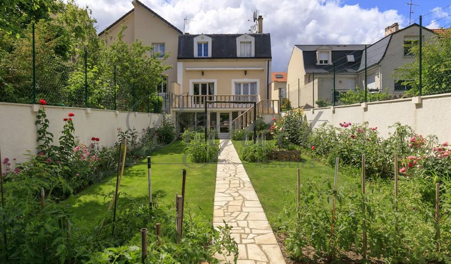 House with terrace Bourg-la-Reine