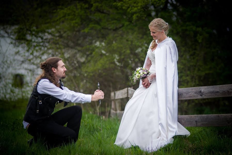 Fotografo di matrimoni Daniela Juwan (danielajuwan). Foto del 11 maggio 2019