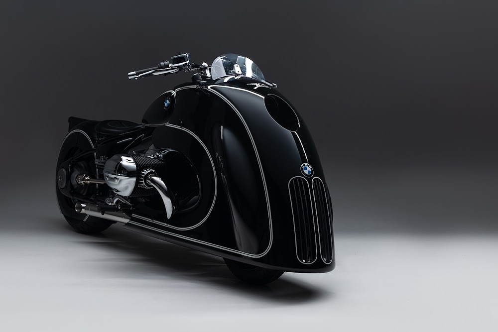 How This BMW R18 Motorcycle Was Transformed Into an Art Deco Stunner – Robb  Report