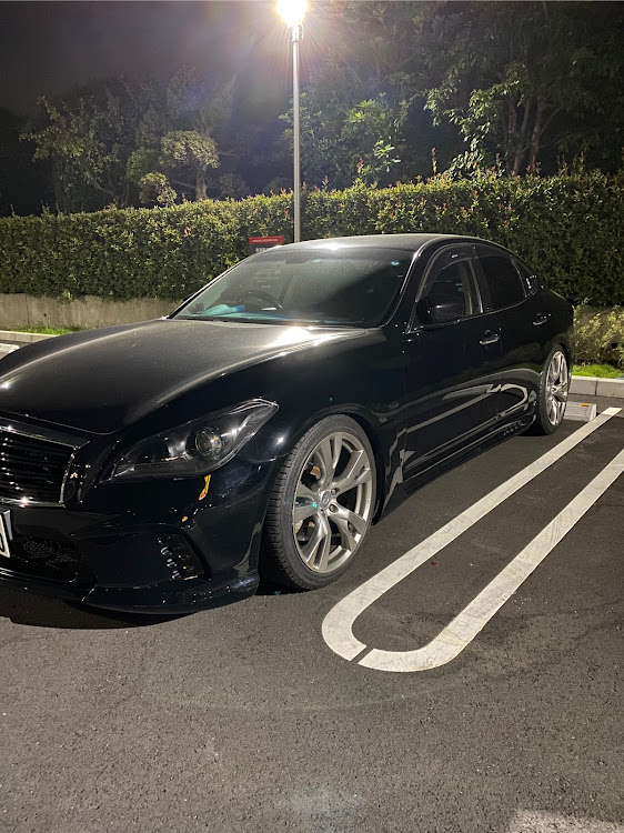 フーガのy51・フーガ・INFINITI・WALD・m37sに関するカスタム事例の投稿画像1枚目