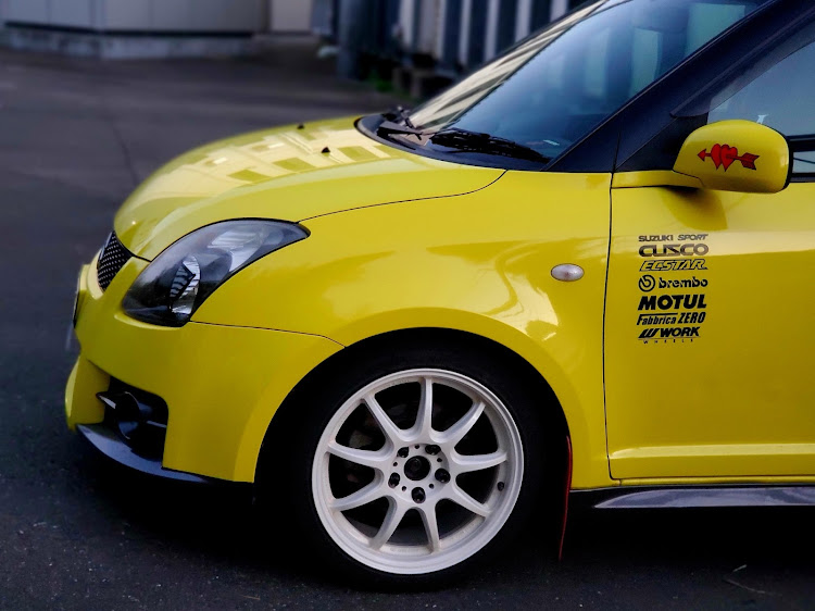 スイフトスポーツのneed for swift・洗車したい…・スイフト愛・CTのみなさんに感謝・世界平和を願いますに関するカスタム事例の投稿画像2枚目