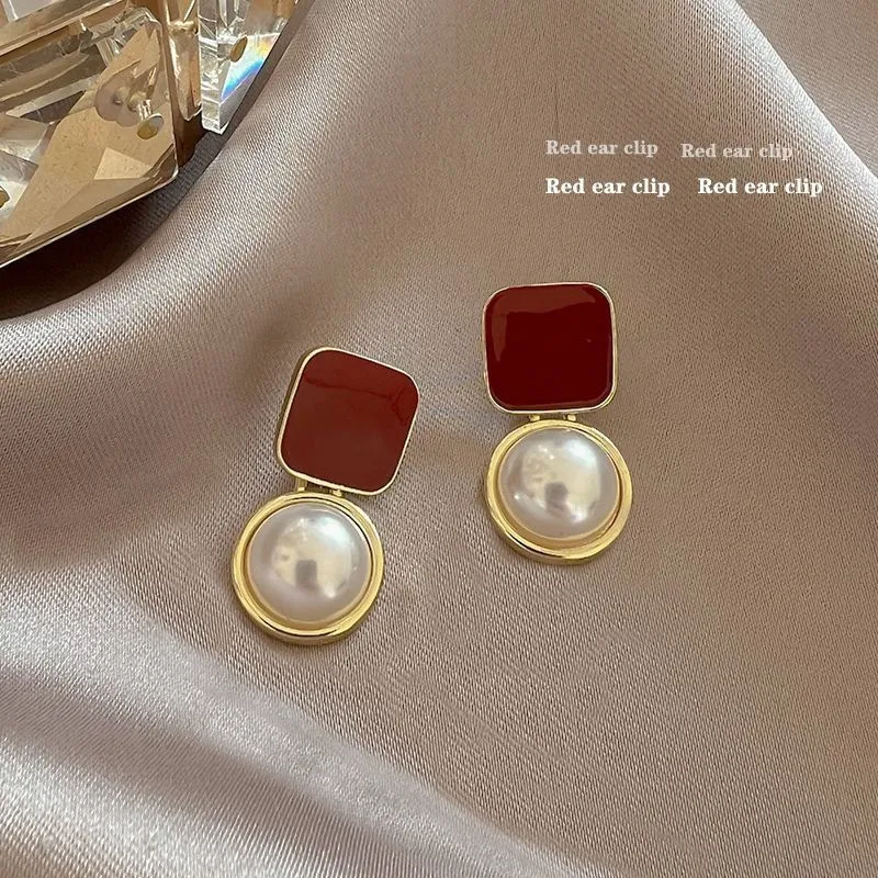 Vierkante oorbellen van metaallegering met parels, een elegante accessoire voor elke dag of speciale gelegenheden, stralende stijl