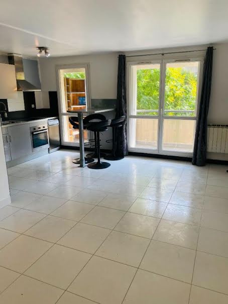 Location  appartement 2 pièces 38 m² à Rosny-sous-Bois (93110), 870 €