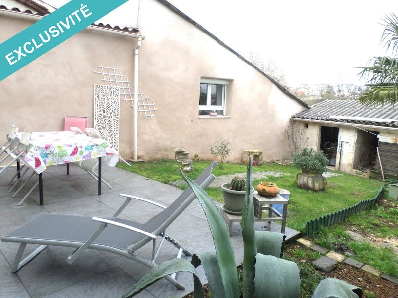 Vente maison 6 pièces 143 m² à Saintes (17100), 242 000 €