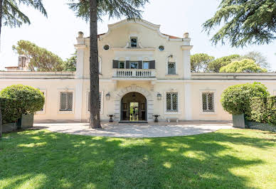 Villa with garden and terrace 2