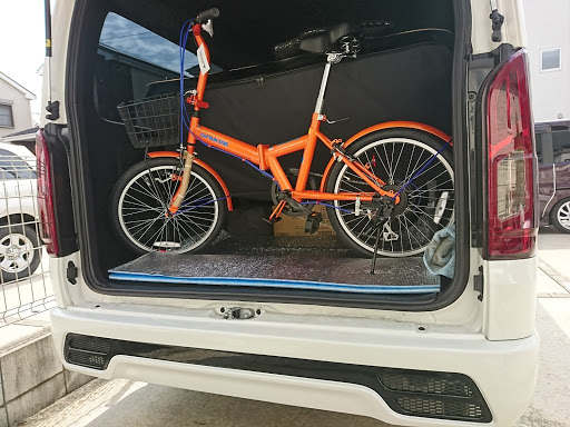 ハイエース の折りたたみ自転車に関するカスタム メンテナンスの投稿画像 車のカスタム情報はcartune