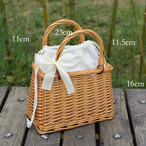 Title 6, Womens Fashion Rattan Basket Handbag. A stylis...