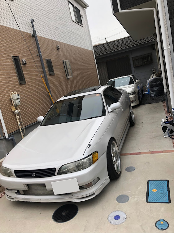 マークIIのJZX100・JZX90・兄弟に関するカスタム事例の投稿画像1枚目