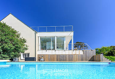 House with pool and terrace 3