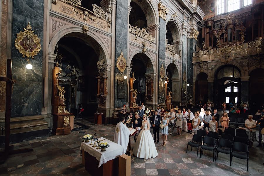 Fotógrafo de bodas Yuriy Khimishinec (mofh). Foto del 22 de diciembre 2017