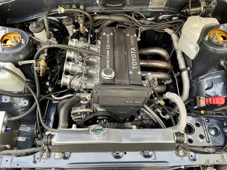 カローラレビンのDIY・レビン・AE86カローラレビン・kmsに関するカスタム事例の投稿画像1枚目