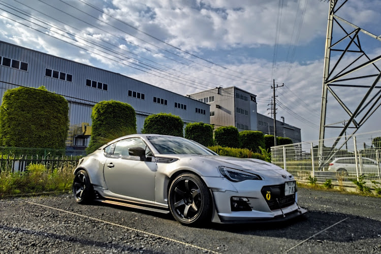 BRZのHGUCメッサーF01型・threezeroハルクバスターに関するカスタム事例の投稿画像1枚目