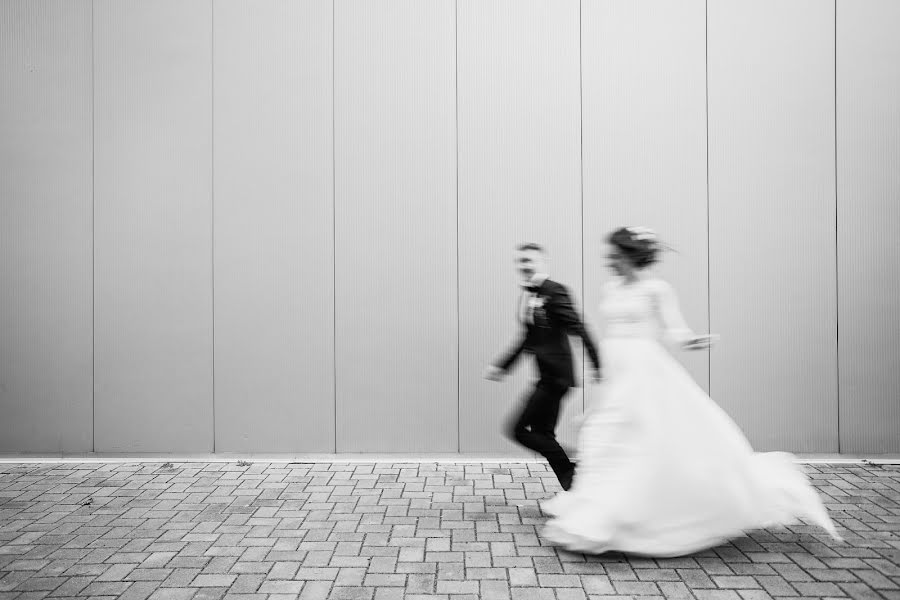 婚礼摄影师Cezar Buliga（cezarbuliga）。2020 1月7日的照片