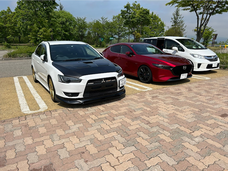 MAZDA3の海王丸パーク・チャリティーミーティング・お休み処柊(ひいらぎ)・豚豚炉・Mazda3に関するカスタム事例の投稿画像6枚目