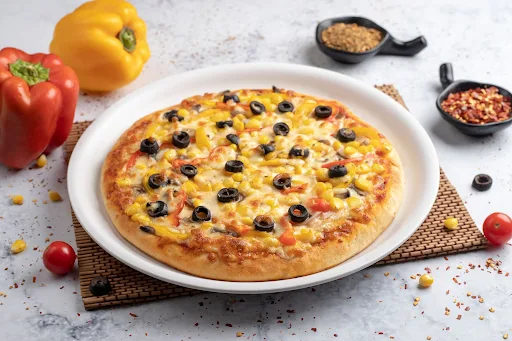 Golden Corn And Black Olive Pizza