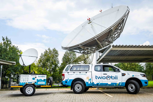Q-KON Africa with its Twoobii Smart Satellite Services represent a specialised subset of satellite network connectivity.