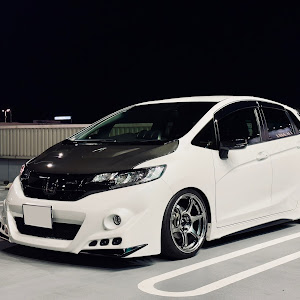 フィット GK5