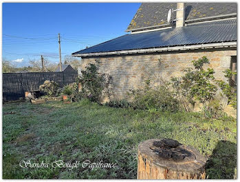 maison à La Chapelle-au-Riboul (53)