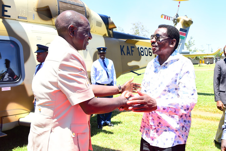 President William Ruto being recieved by Siaya Governor James Orengo after arriving in Siaya on October 6, 2023