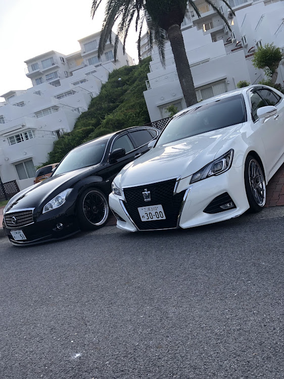 フーガのy50フーガ・210クラウン・ドライブに関するカスタム事例の投稿画像2枚目