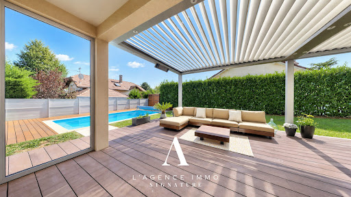 House with pool and garden 4