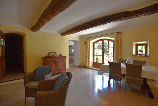 Maison avec piscine 4