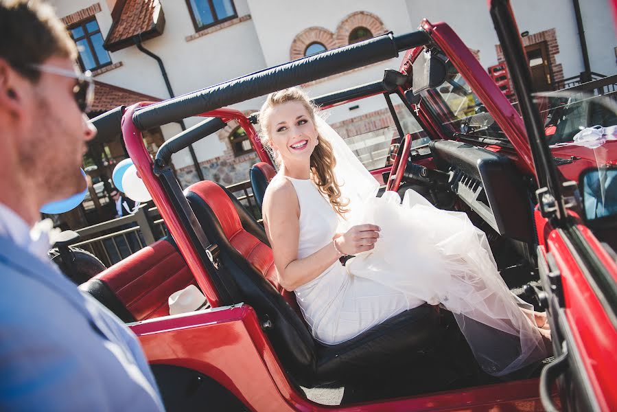 Wedding photographer Jakub Ćwiklewski (jakubcwiklewski). Photo of 24 June 2016