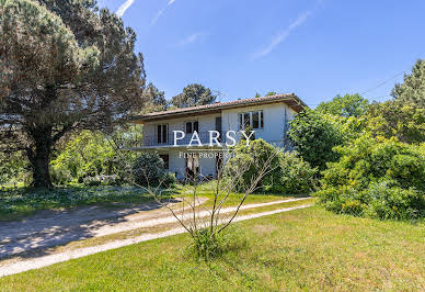 House with terrace 11