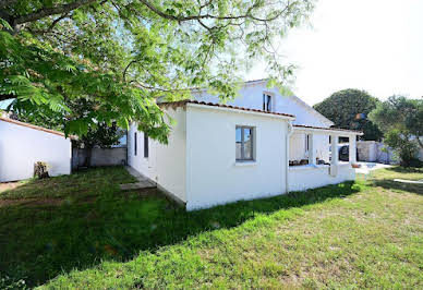 Maison avec terrasse 2