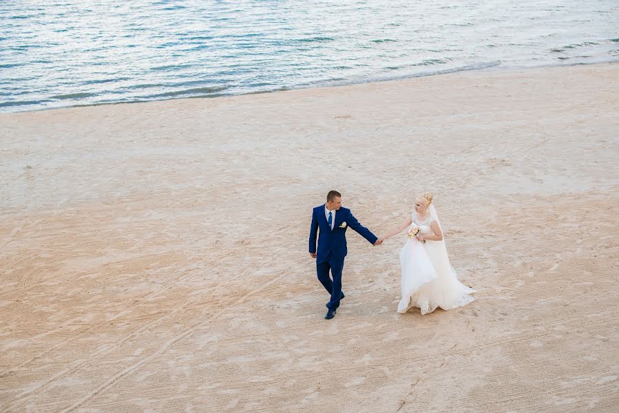 Fotógrafo de casamento Anastasiya Deyster (stasena82). Foto de 25 de julho 2017