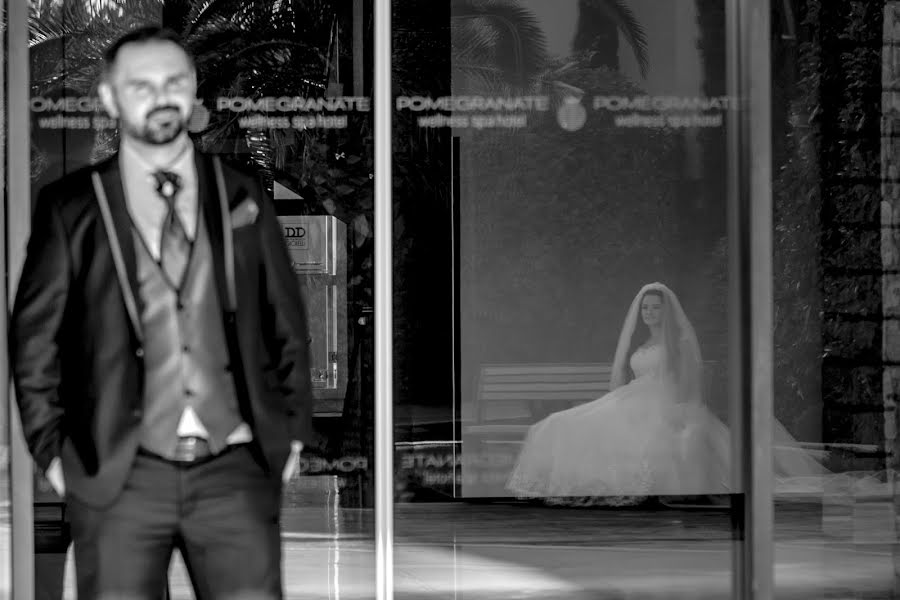 Fotografo di matrimoni George Mouratidis (mouratidis). Foto del 3 maggio 2018