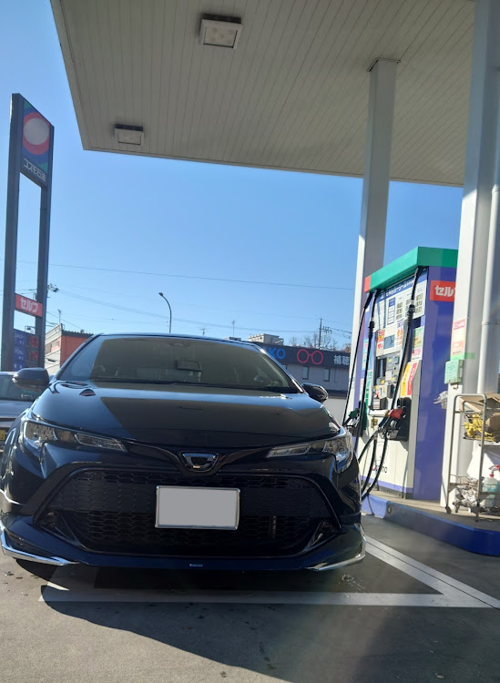 カローラスポーツのいつもイイネ&コメントありがとうございます🙇‍♂️・オフ会前の洗車に関するカスタム事例の投稿画像4枚目