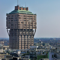 Milano - Torre Velasca di 