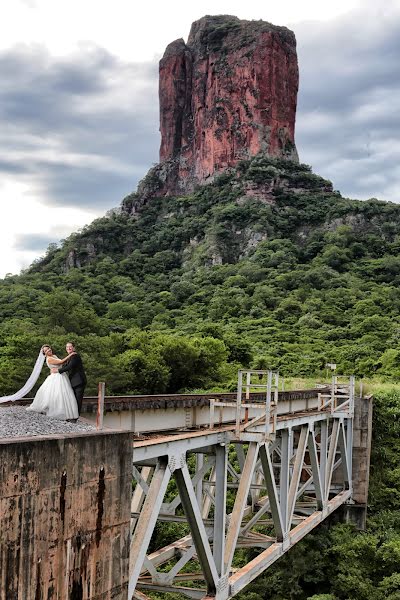 Nhiếp ảnh gia ảnh cưới Luis Arnez (arnez). Ảnh của 6 tháng 12 2017