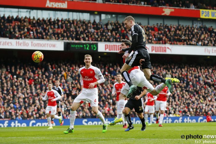 VIDEO: Wat bezielde Vardy? Waanzinnig! Gelukkig voor hem kan Cech ook voetballen